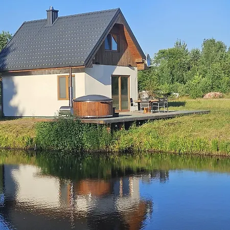 Dotyk Rosy Na Kaszubach Feriehus Pomlewo